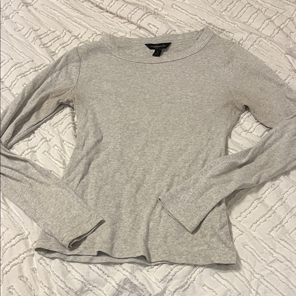 Banana Republic Light Gray Long Sleeve Top